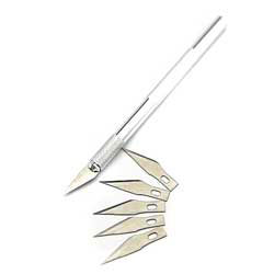 Нож-скальпель с набором лезвий 5 шт одинаковых